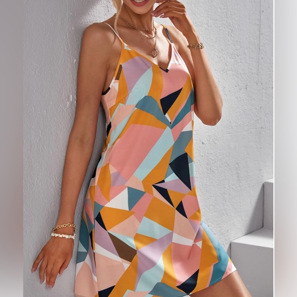 Geometric Print Cami Dress - Picture 3 of 9